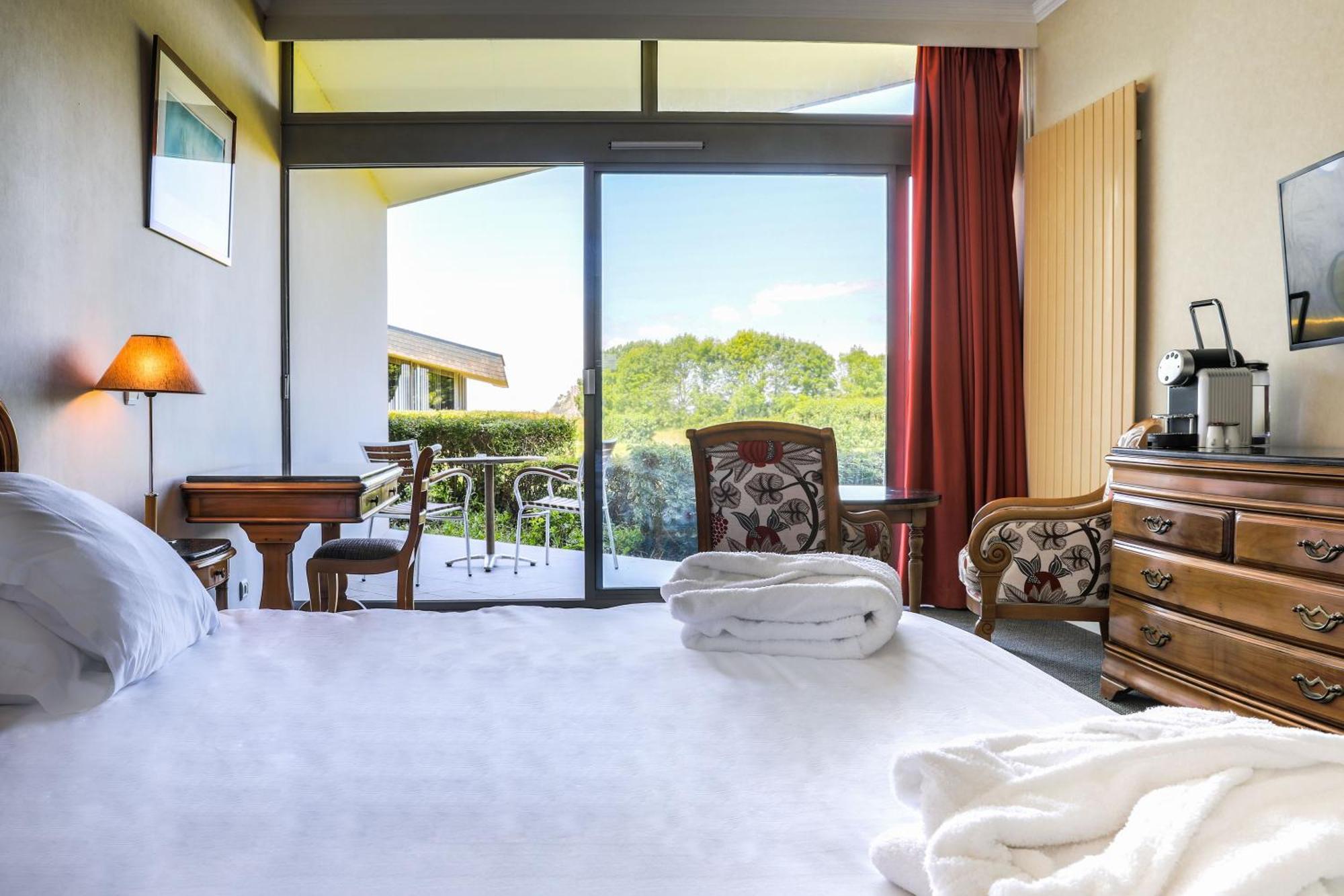 Classic Twin or Double Room,1553786296:JPEG